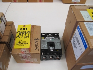 BREAKER, CIRCUIT TYPE, MAGNETIC ONLY KIND, 30 AMP RATING, 600 AC VOLT RATING, 3 POLE. MOLDED CASE CONSTRUCTION, 50-180 AMPS ADJUSTABLE INSTANTANEOUS TRIP RANGE, MAG-GARD (W-44) LOADING & HANDLING FEE $5-